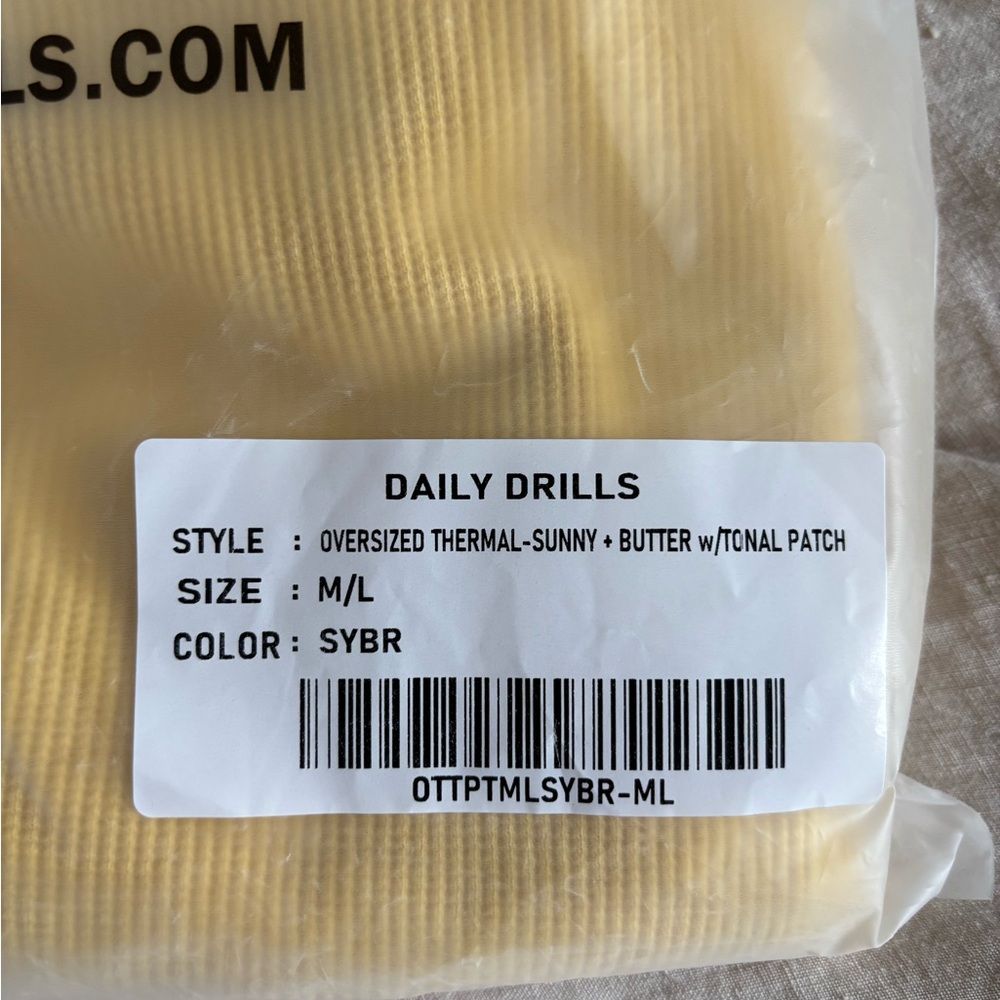 Daily Drills Oversized Thermal - Sunny + Butter - Picture 7 of 7